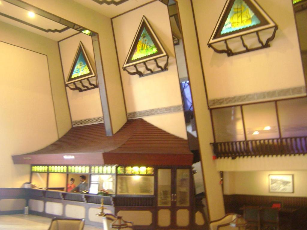 Manuelsons Malabar Palace Кожикод Екстериор снимка